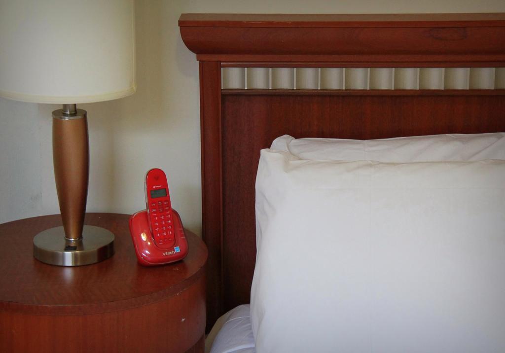 Toronto Central Hotel Стая снимка