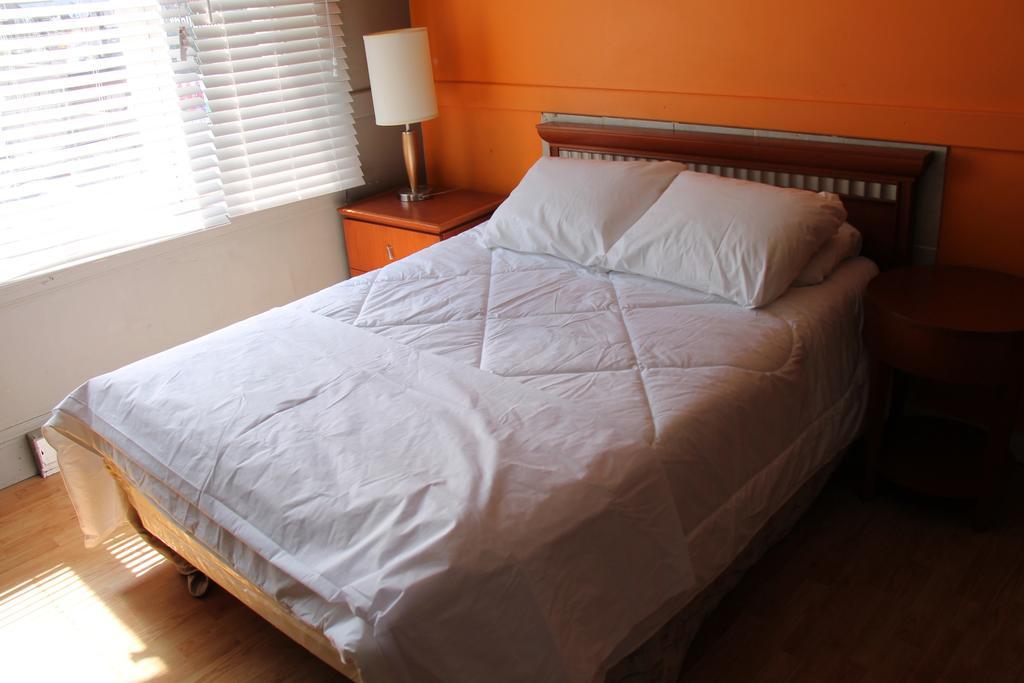 Toronto Central Hotel Екстериор снимка