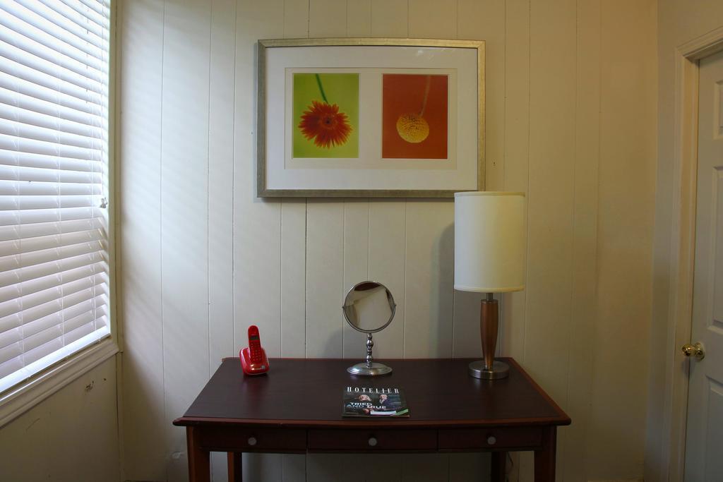 Toronto Central Hotel Екстериор снимка
