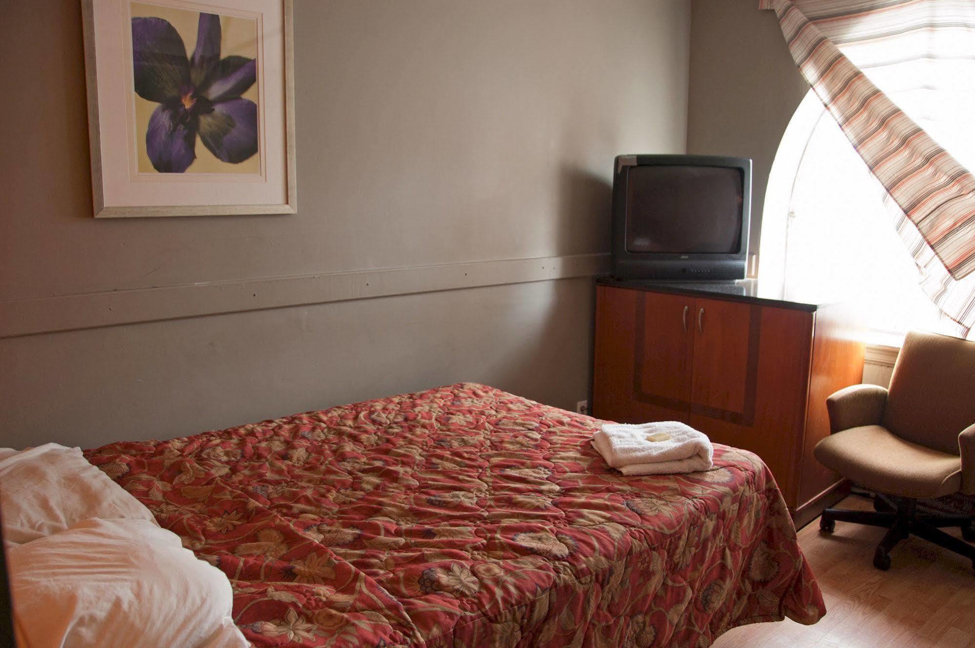 Toronto Central Hotel Екстериор снимка